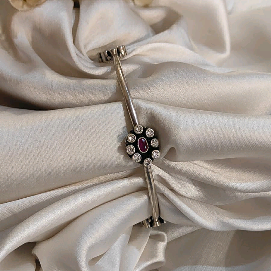 Red And Green Cut Stone Bangle